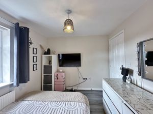 Photo 16- click for photo gallery